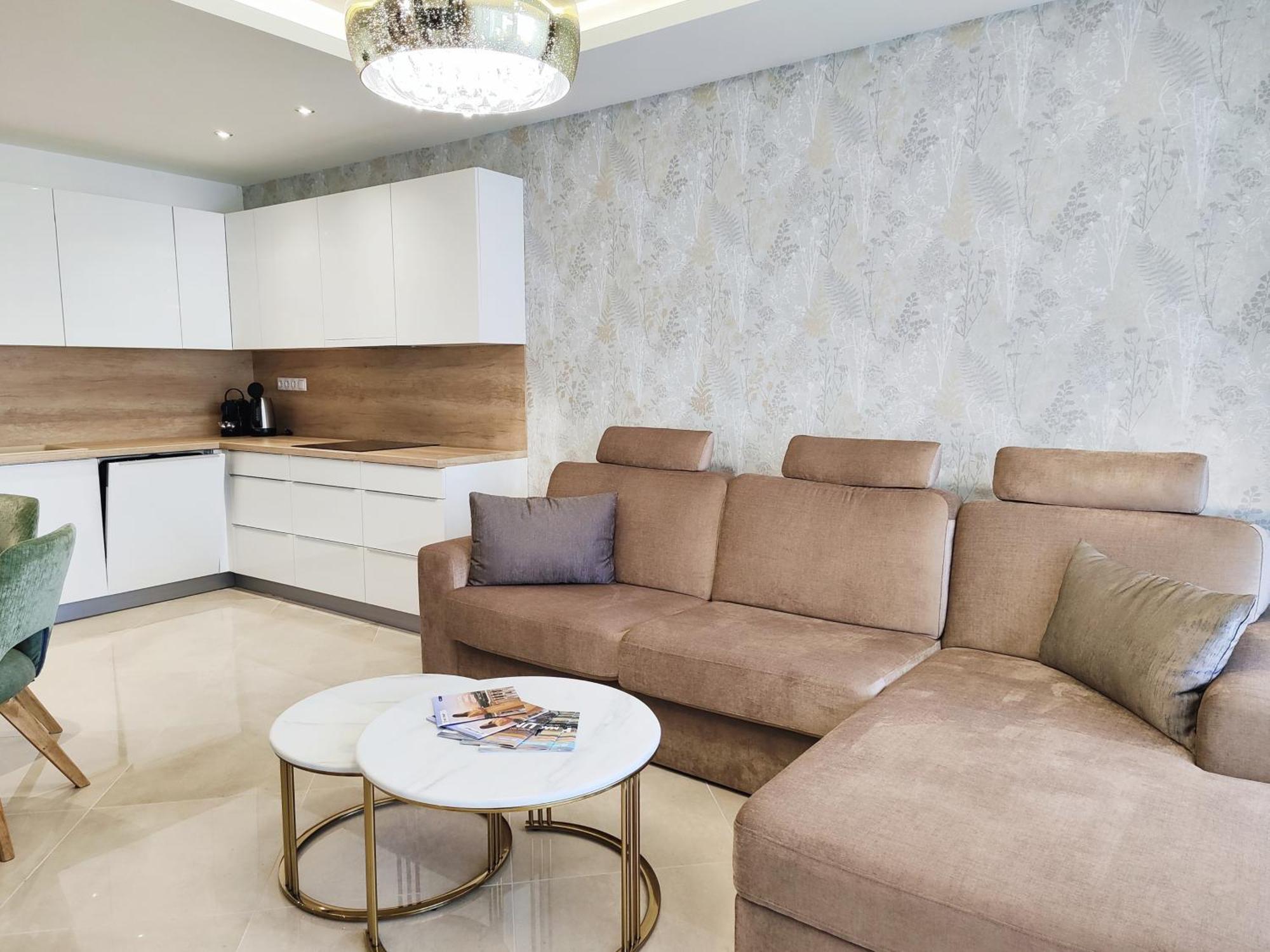 קסזטלי Royal Liberty Apartment מראה חיצוני תמונה