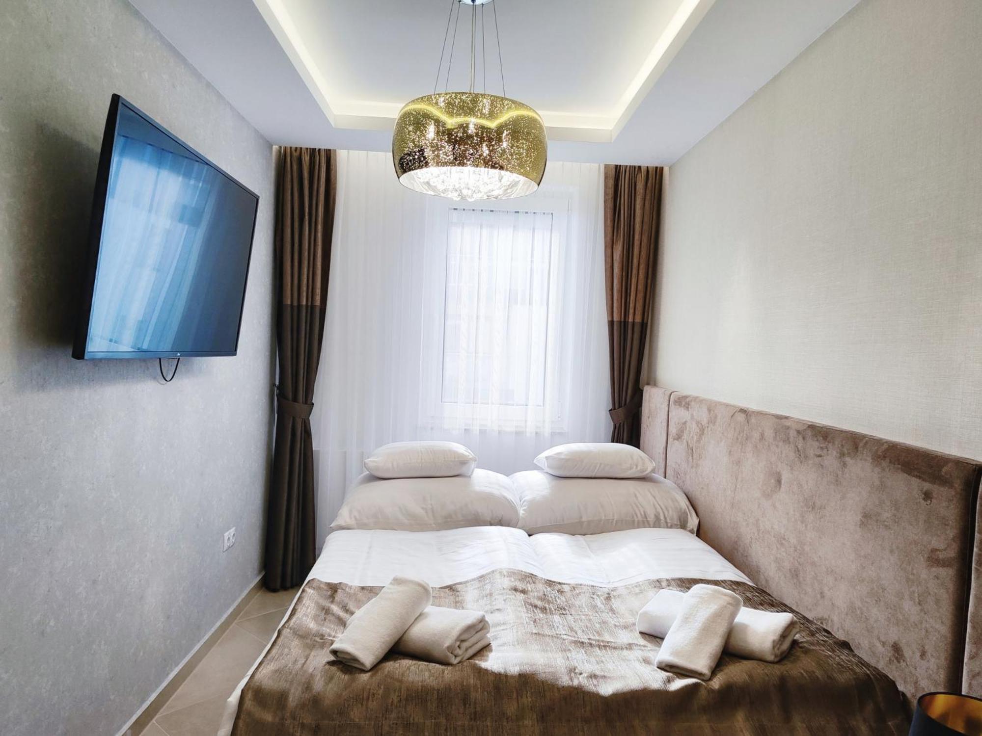 קסזטלי Royal Liberty Apartment מראה חיצוני תמונה