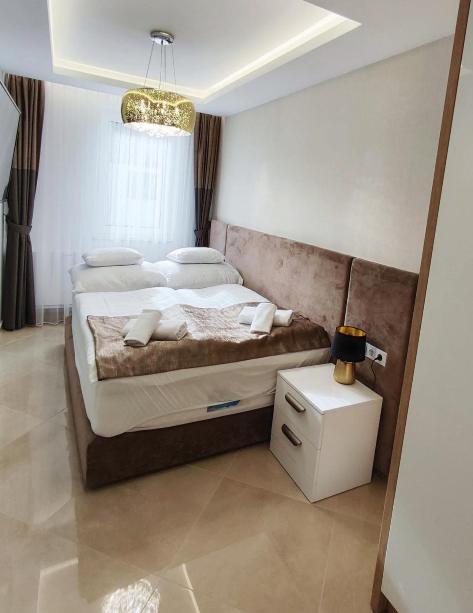 קסזטלי Royal Liberty Apartment מראה חיצוני תמונה
