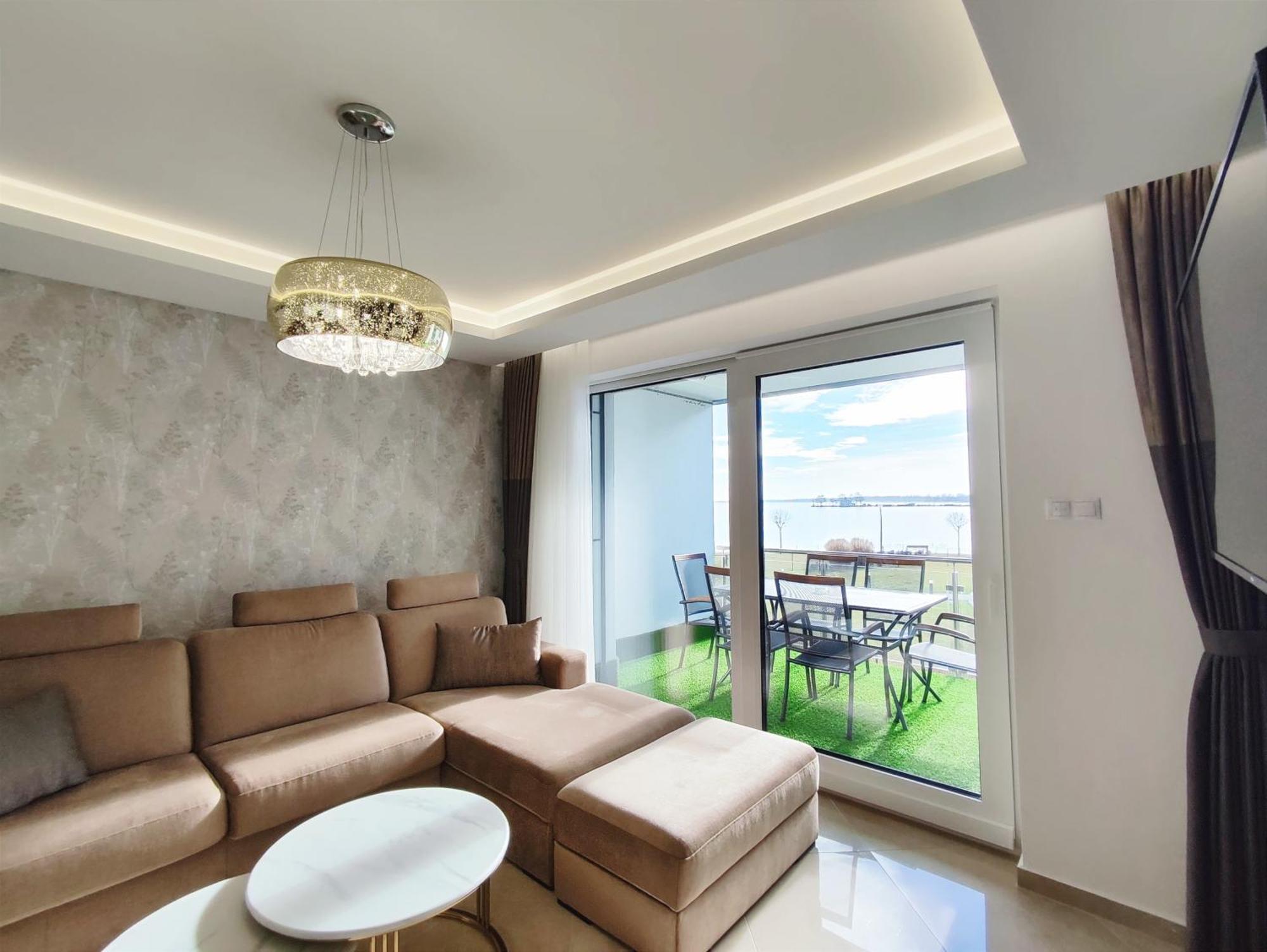 קסזטלי Royal Liberty Apartment מראה חיצוני תמונה