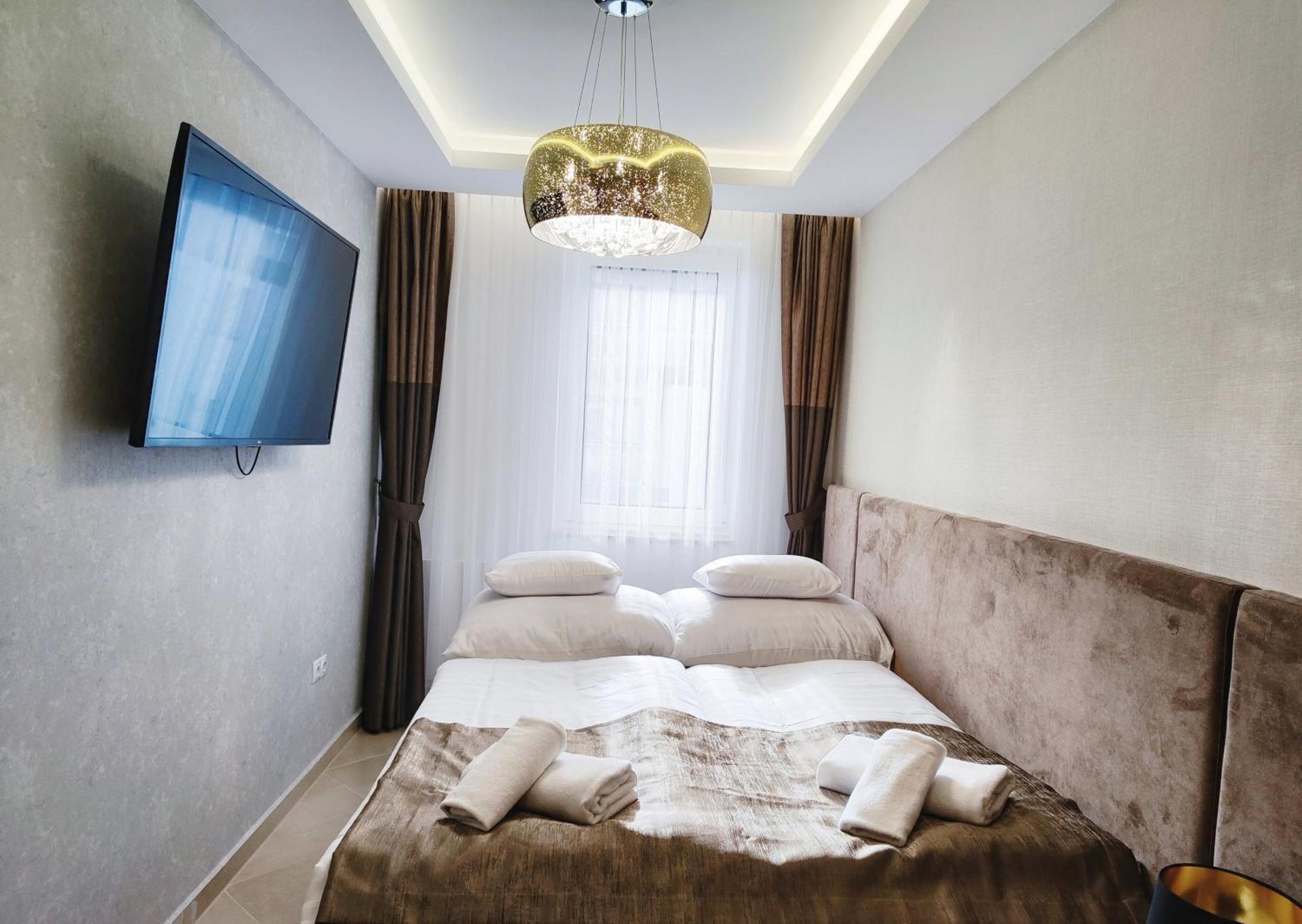 קסזטלי Royal Liberty Apartment מראה חיצוני תמונה
