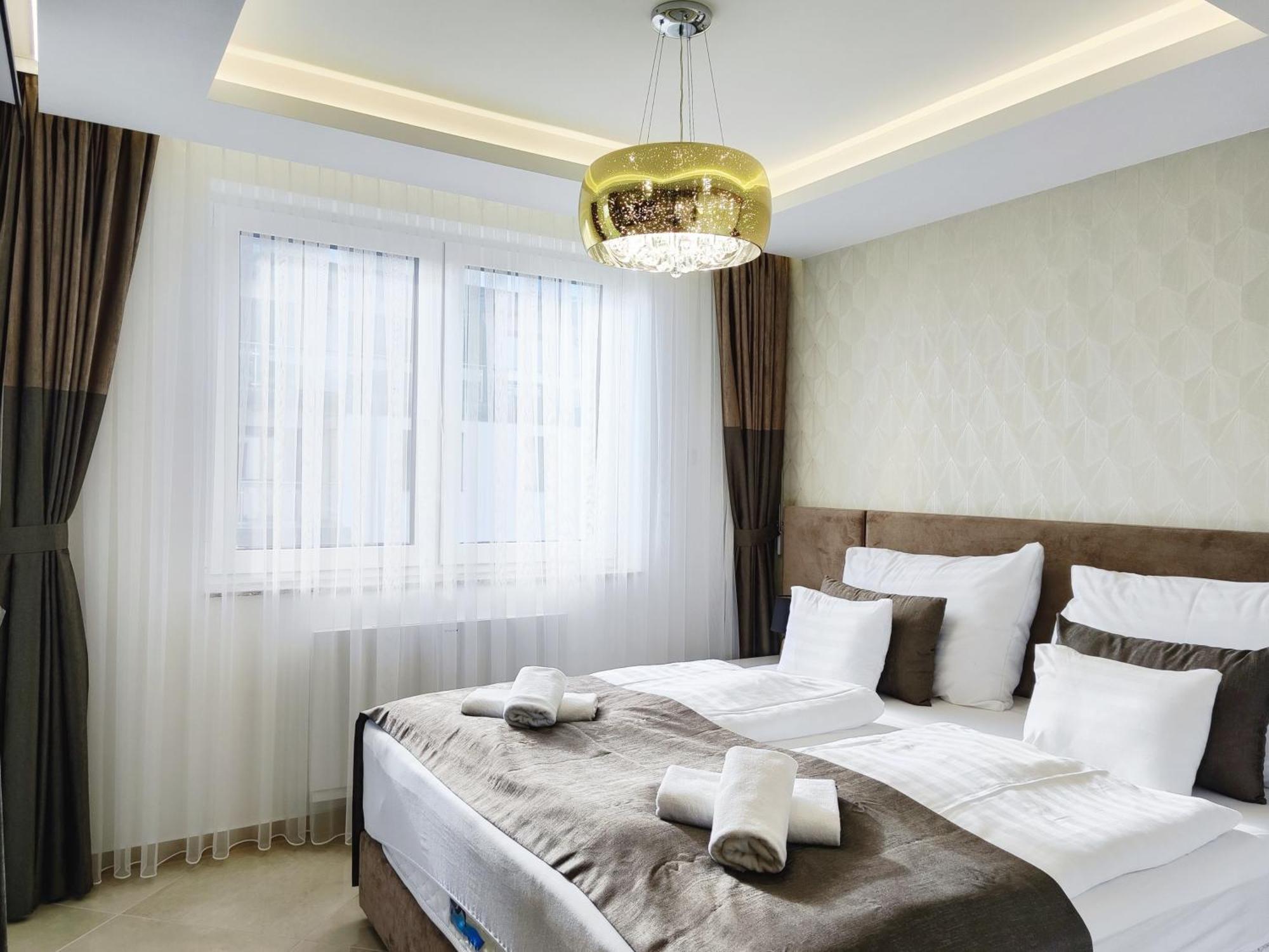 קסזטלי Royal Liberty Apartment מראה חיצוני תמונה