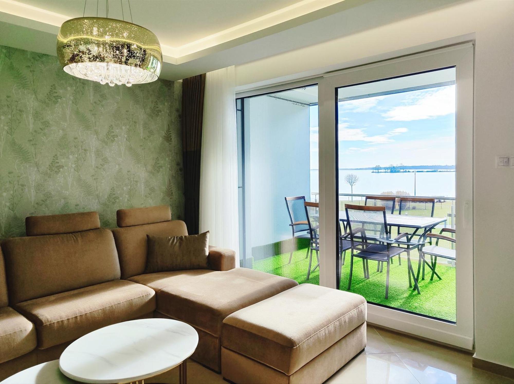 קסזטלי Royal Liberty Apartment מראה חיצוני תמונה